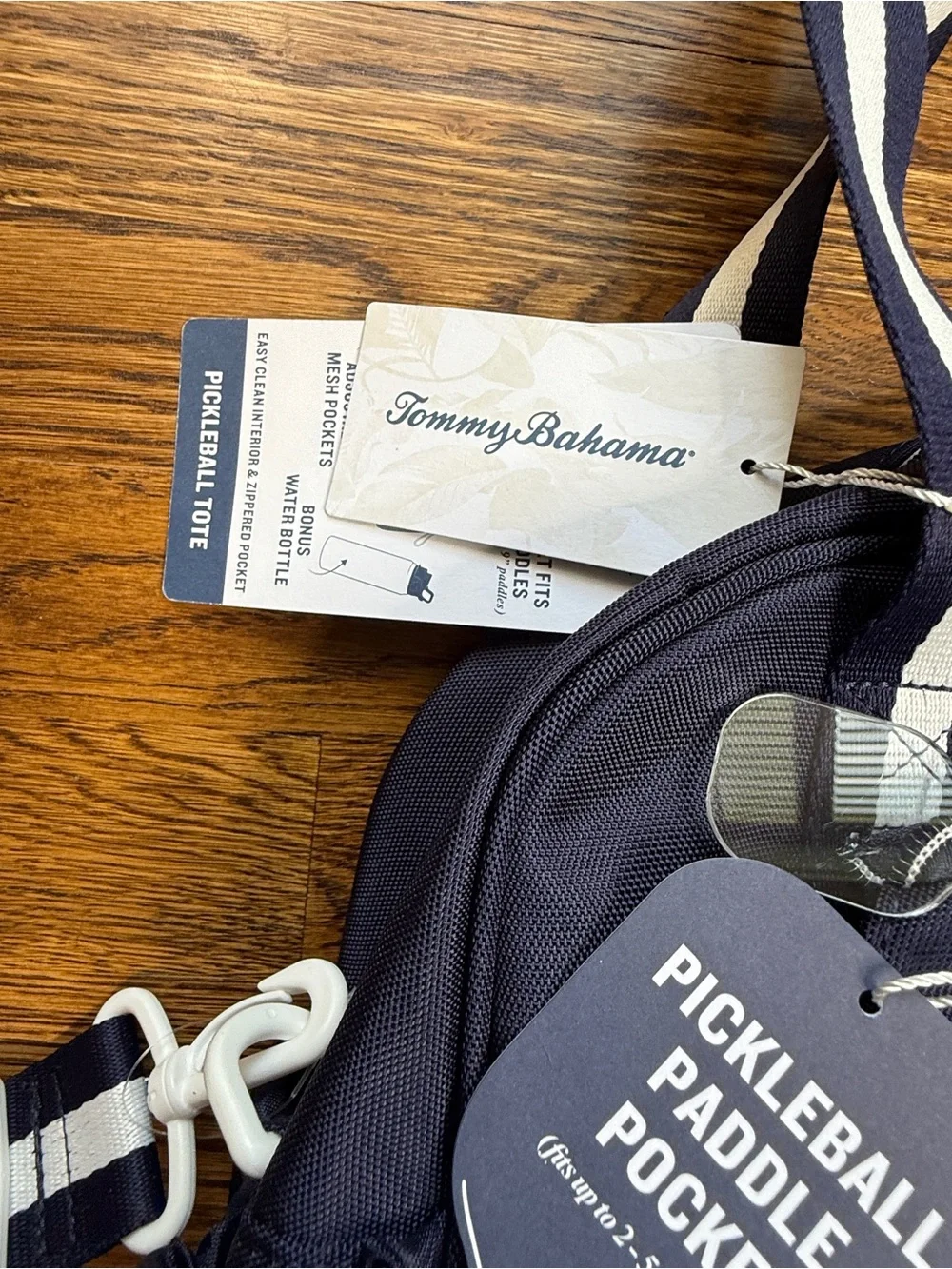 NWT Tommy Bahama Navy and White Pickleball Navy & White Duffel Tote Water Bottle